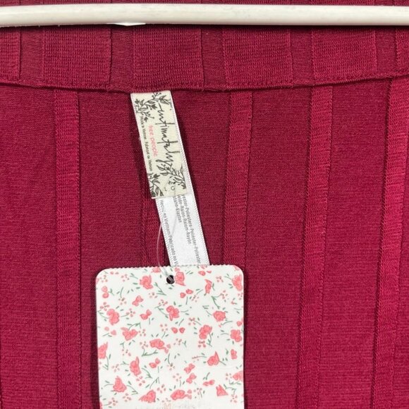 FREE PEOPLE INTIMATELY Bodysuit Large Maroon Long Sleeve Beside Me Ribbed Thong - Picture 2 of 8